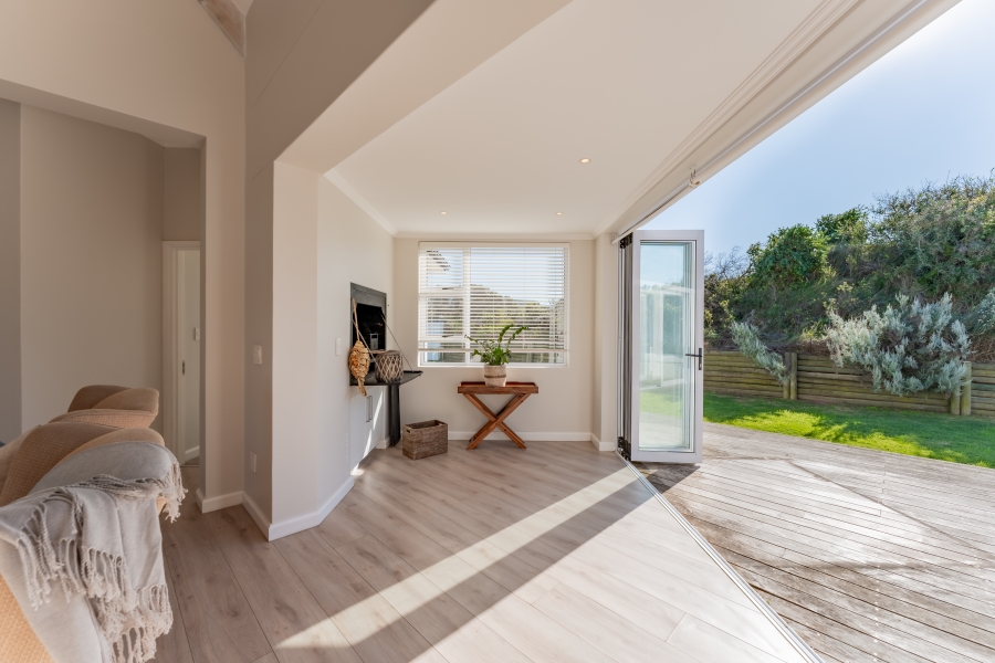 4 Bedroom Property for Sale in St Francis Links Eastern Cape